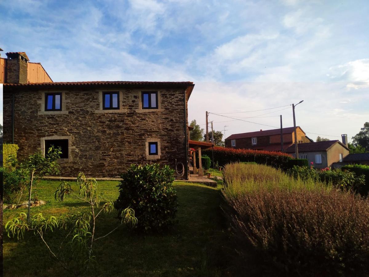 Casa O Castelo En Touro别墅 外观 照片